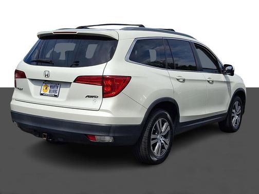 White Diamond Pearl 2017 Honda Pilot EX-L
