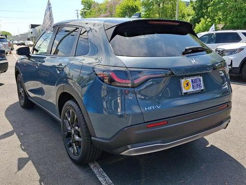 Pearl 2024 Honda HR-V AWD Sport