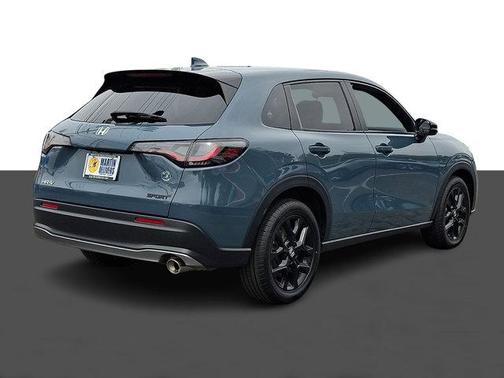 Pearl 2024 Honda HR-V AWD Sport