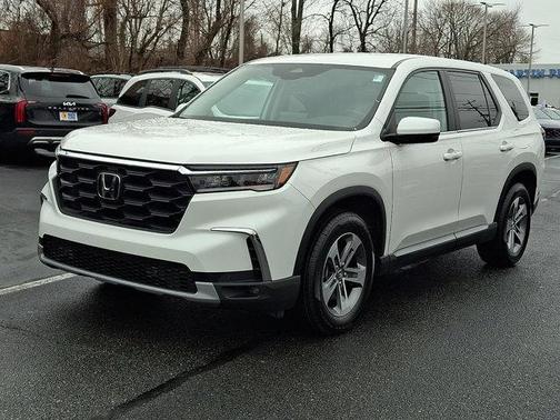 2023 Honda Pilot AWD EX-L 8 Passenger