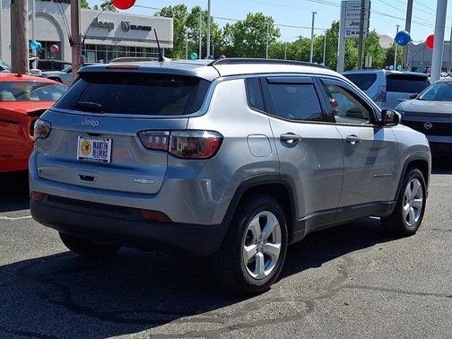 Billet Silver Metallic Clearcoat 2018 Jeep Compass Latitude