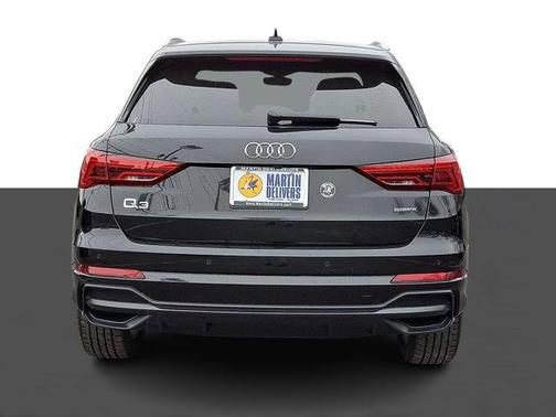 2022 Audi Q3 45 S line Premium Plus