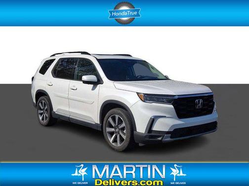 Platinum White Pearl 2024 Honda Pilot Elite