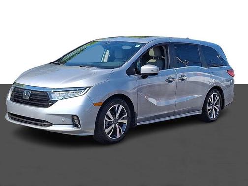 Lunar Silver Metallic 2023 Honda Odyssey Touring