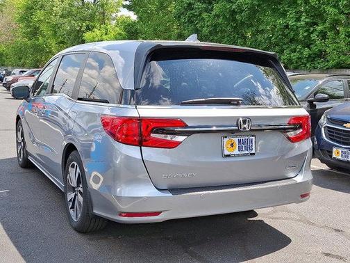 Lunar Silver Metallic 2023 Honda Odyssey Touring