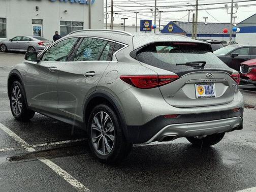 2018 INFINITI QX30 Premium