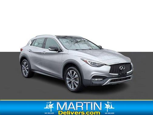 2018 INFINITI QX30 Premium