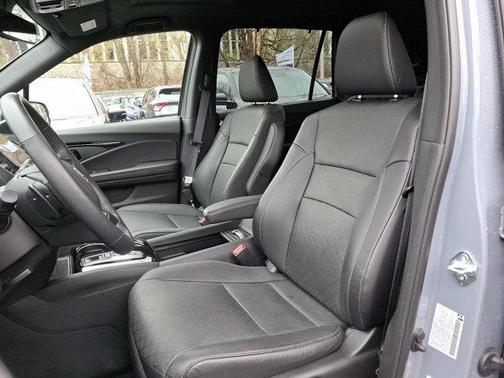 2023 Honda Passport AWD Elite