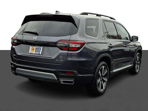 2023 Honda Pilot AWD Elite