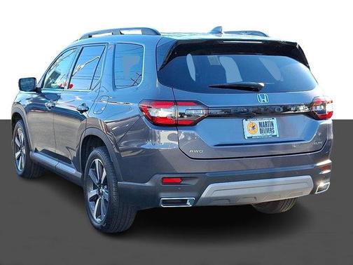 2023 Honda Pilot AWD Elite