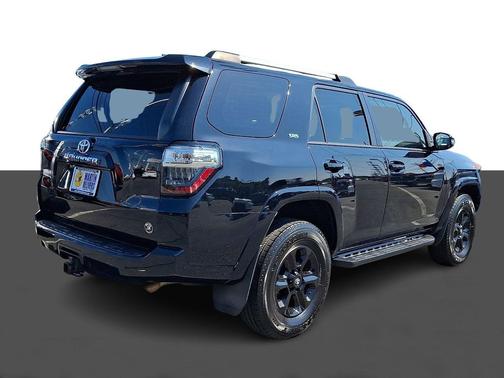 Midnight Black Metallic 2020 Toyota 4Runner SR5 Premium