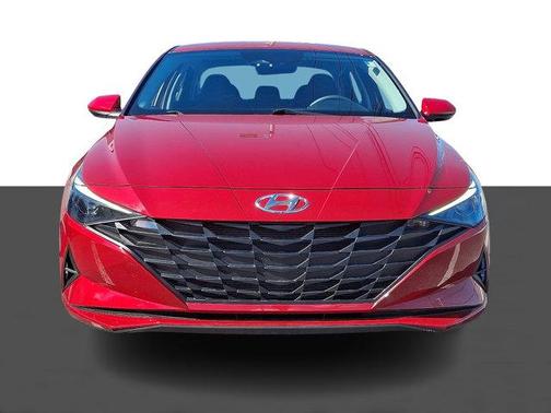 2023 Hyundai ELANTRA SE
