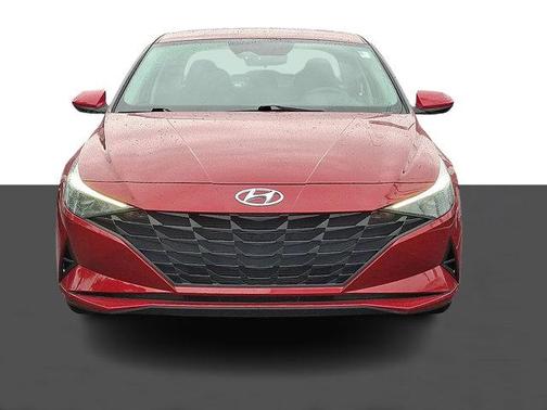 2023 Hyundai ELANTRA SE