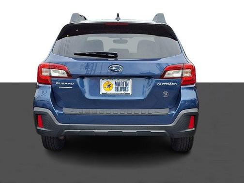 Abyss Blue Pearl 2019 Subaru Outback 2.5i Premium