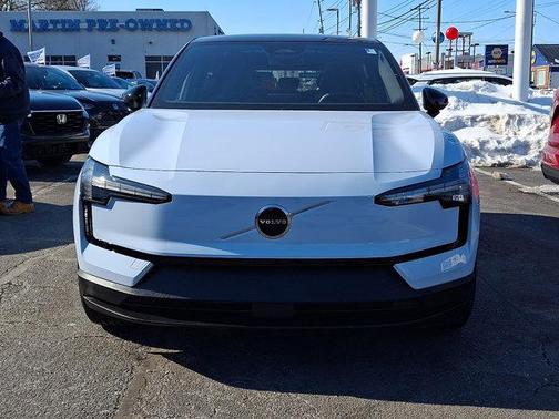 2025 Volvo EX30 Plus Twin Motor Performance, Fully electric