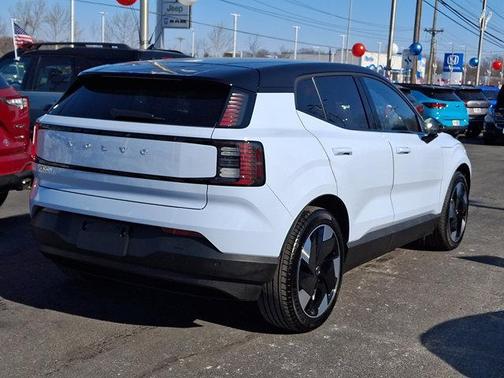 2025 Volvo EX30 Plus Twin Motor Performance, Fully electric