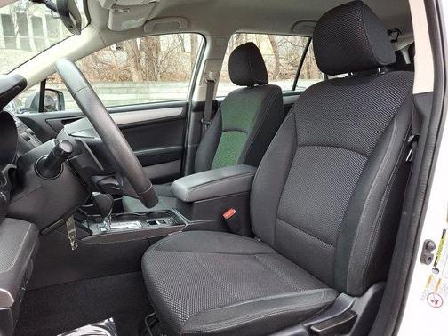 2017 Subaru Outback 2.5i