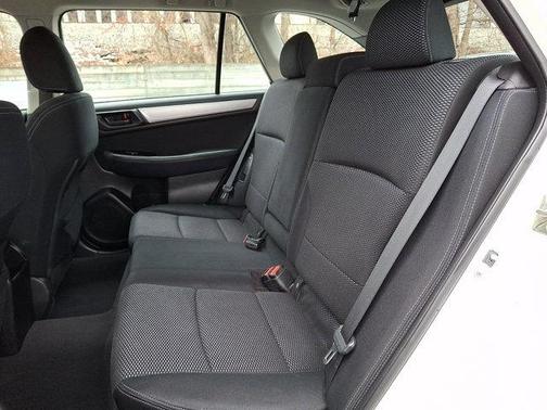 2017 Subaru Outback 2.5i