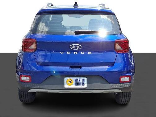 2022 Hyundai VENUE Limited