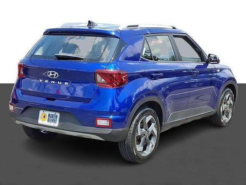 2022 Hyundai VENUE Limited