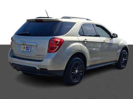 Champagne Silver Metallic 2016 Chevrolet Equinox LT