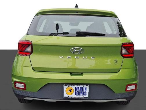 2020 Hyundai VENUE SE