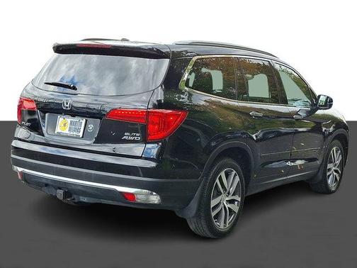 2017 Honda Pilot Elite