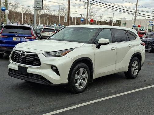 2020 Toyota Highlander LE
