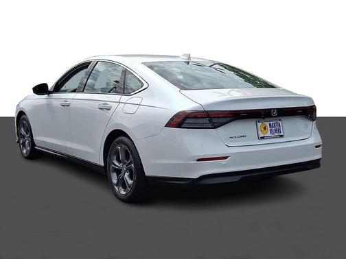Platinum White Pearl 2024 Honda Accord EX