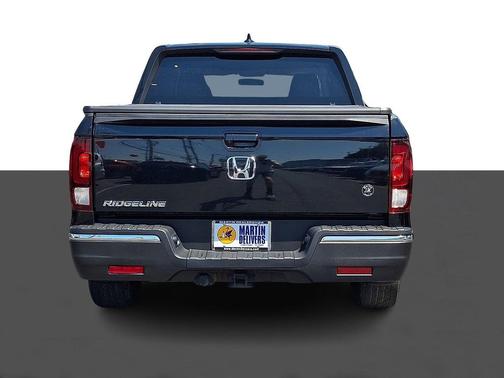 Crystal Black Pearl 2017 Honda Ridgeline Sport