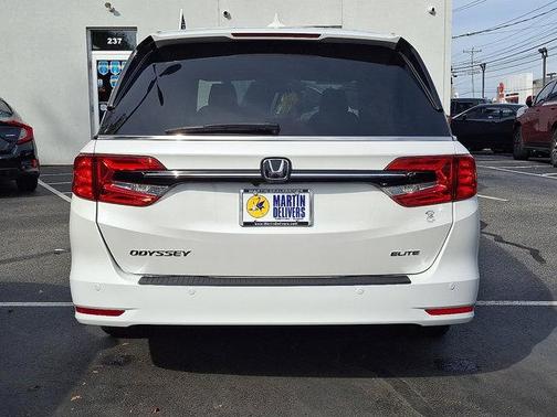 2023 Honda Odyssey Elite