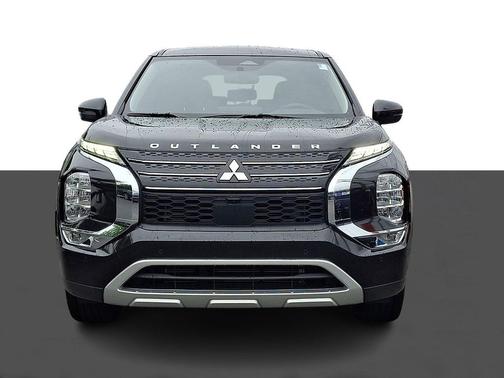 Black Diamond 2023 Mitsubishi Outlander SE S-AWC