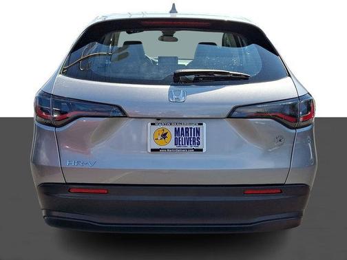 Lunar Silver Metallic 2024 Honda HR-V LX