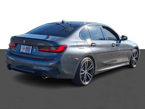2021 BMW 330 xDrive