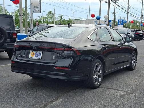 Crystal Black Pearl 2024 Honda Accord EX