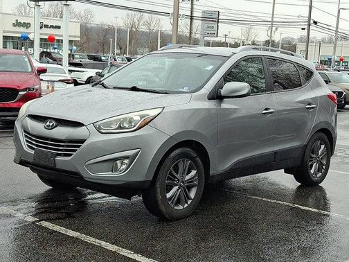 2015 Hyundai TUCSON SE