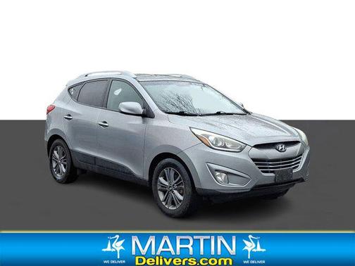 2015 Hyundai TUCSON SE