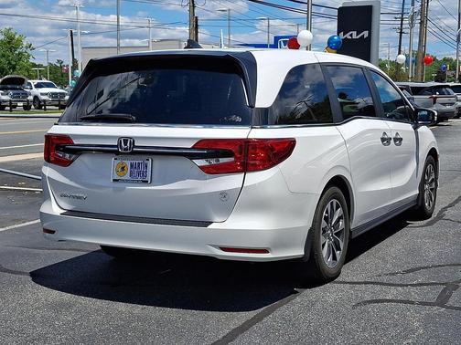 Platinum White Pearl 2024 Honda Odyssey EX-L