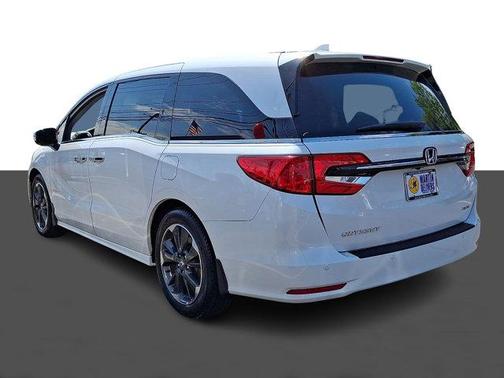 Platinum White 2024 Honda Odyssey Elite
