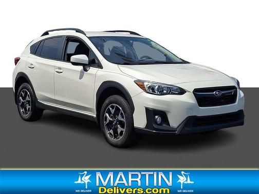 Crystal White Pearl 2019 Subaru Crosstrek 2.0i Premium