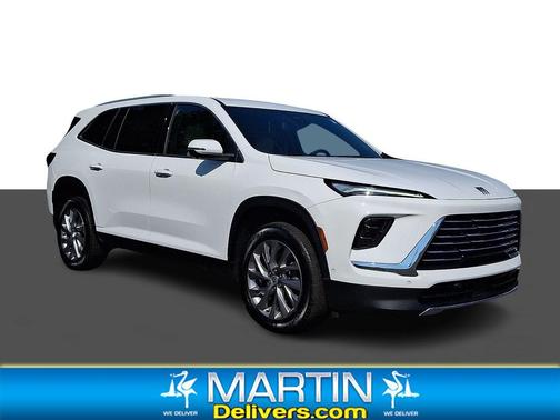 Summit White 2025 Buick Enclave Preferred FWD