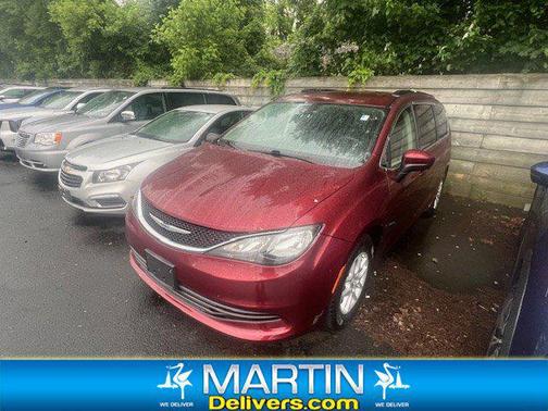 2020 Chrysler Voyager LXI