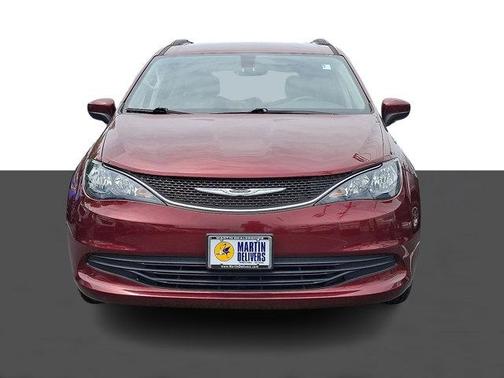 2020 Chrysler Voyager LXI