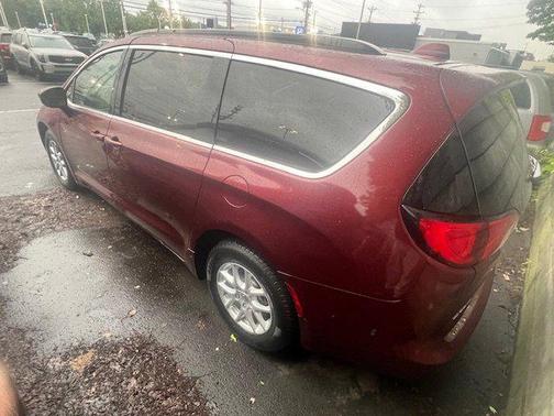 2020 Chrysler Voyager LXI