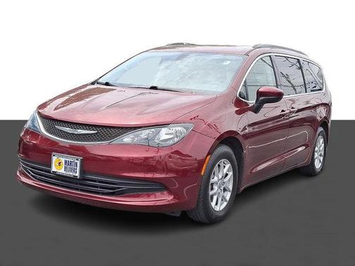 2020 Chrysler Voyager LXI
