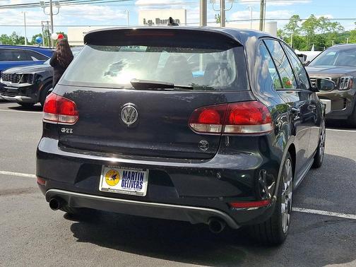 Pearl Metallic 2013 Volkswagen GTI 4-Door