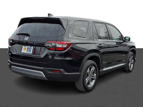 2023 Honda Pilot AWD EX-L 8 Passenger