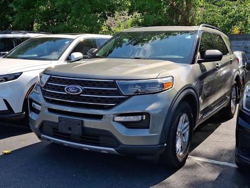 Silver Spruce Metallic 2020 Ford Explorer XLT