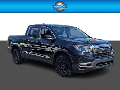 Crystal Black Pearl 2025 Honda Ridgeline RTL