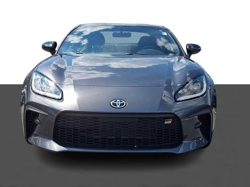 Pavement 2023 Toyota GR86 Premium